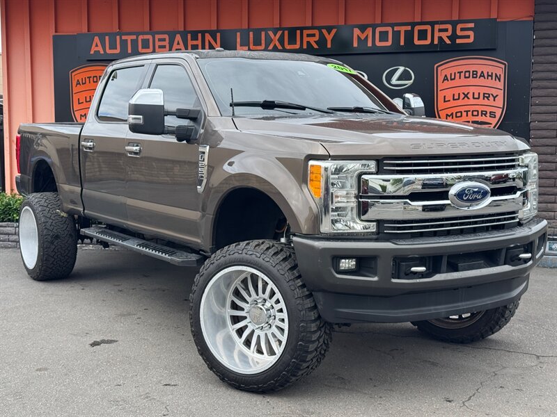 2017 Ford F-250 Super Duty Lariat   - Photo 1 - Norwalk, CA 90650-2241