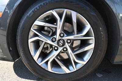 2022 Hyundai SONATA SEL - Photo 15 - Norwalk, CA 90650-2241