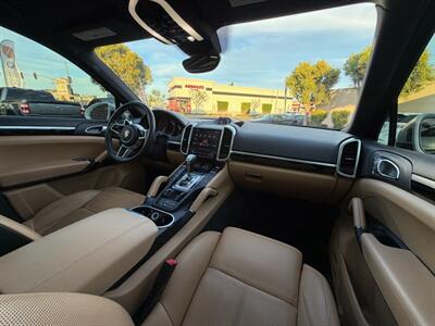 2018 Porsche Cayenne Platinum Edition   - Photo 36 - Norwalk, CA 90650-2241