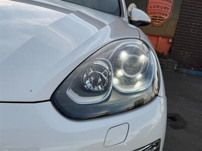 2018 Porsche Cayenne Platinum Edition   - Photo 5 - Norwalk, CA 90650-2241
