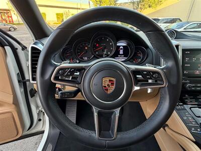2018 Porsche Cayenne Platinum Edition   - Photo 28 - Norwalk, CA 90650-2241