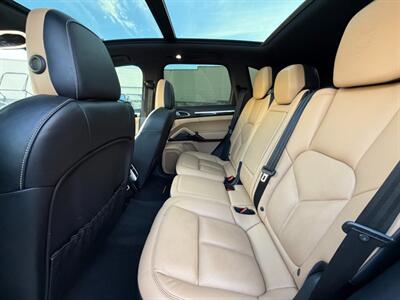 2018 Porsche Cayenne Platinum Edition   - Photo 31 - Norwalk, CA 90650-2241