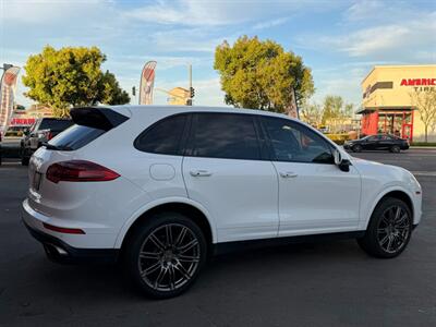 2018 Porsche Cayenne Platinum Edition   - Photo 18 - Norwalk, CA 90650-2241