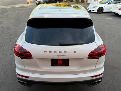 2018 Porsche Cayenne Platinum Edition   - Photo 15 - Norwalk, CA 90650-2241