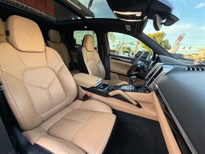 2018 Porsche Cayenne Platinum Edition   - Photo 39 - Norwalk, CA 90650-2241