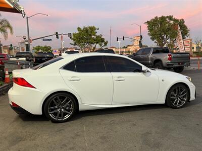 2020 Lexus IS 350   - Photo 15 - Norwalk, CA 90650-2241