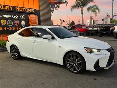 2020 Lexus IS 350   - Photo 17 - Norwalk, CA 90650-2241