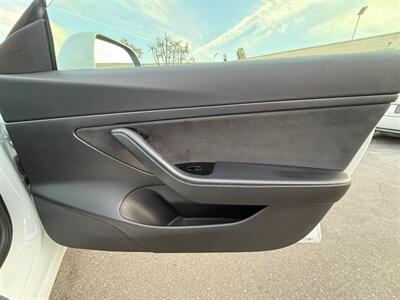 2020 Tesla Model 3 Standard Range Plus   - Photo 20 - Norwalk, CA 90650-2241