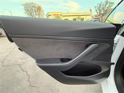 2020 Tesla Model 3 Standard Range Plus   - Photo 14 - Norwalk, CA 90650-2241