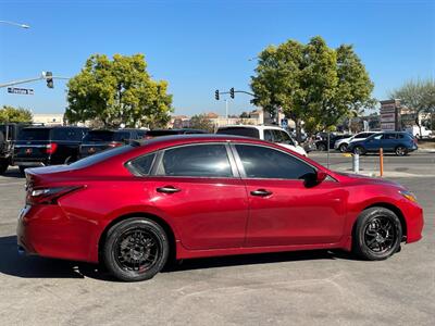 2018 Nissan Altima 2.5 SR   - Photo 15 - Norwalk, CA 90650-2241