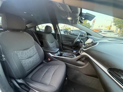 2017 Chevrolet Volt LT - Photo 46 - Norwalk, CA 90650-2241