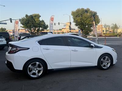 2017 Chevrolet Volt LT - Photo 14 - Norwalk, CA 90650-2241