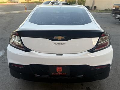 2017 Chevrolet Volt LT - Photo 12 - Norwalk, CA 90650-2241