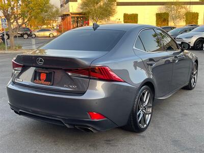 2018 Lexus IS 300   - Photo 17 - Norwalk, CA 90650-2241