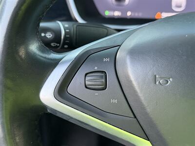 2017 Tesla Model X P100D   - Photo 38 - Norwalk, CA 90650-2241