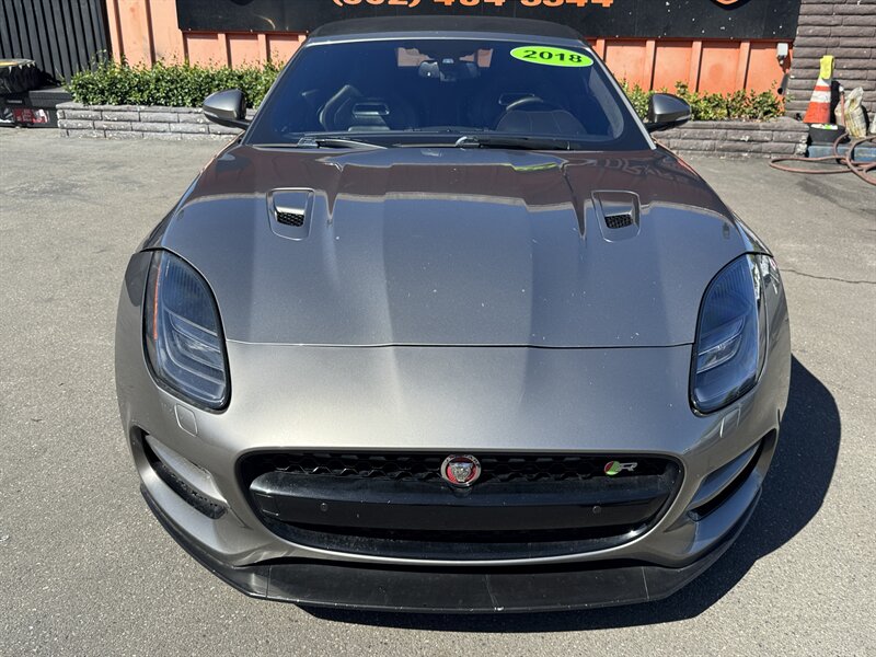 2018 Jaguar F-TYPE R  