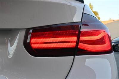 2018 BMW 3 Series 320i   - Photo 12 - Norwalk, CA 90650-2241