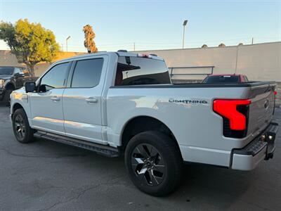 2023 Ford F-150 Lightning XLT   - Photo 7 - Norwalk, CA 90650-2241