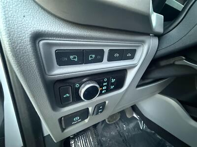 2023 Ford F-150 Lightning XLT   - Photo 18 - Norwalk, CA 90650-2241
