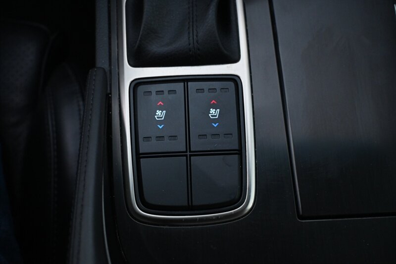 2014 Hyundai Azera Limited photo 43