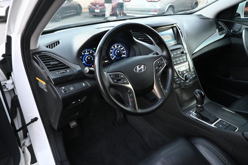 2014 Hyundai Azera Limited photo 26