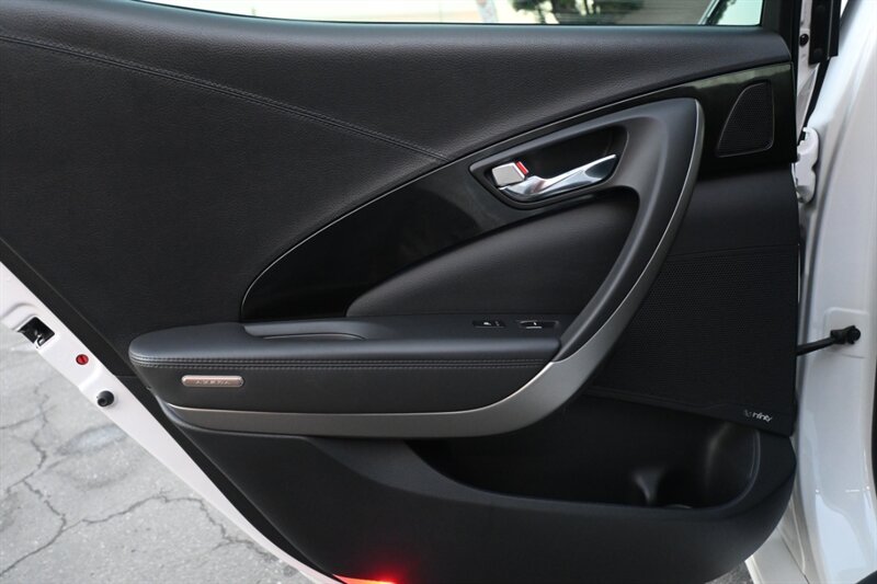 2014 Hyundai Azera Limited photo 44