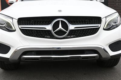2018 Mercedes-Benz GLC GLC 300 4MATIC   - Photo 4 - Norwalk, CA 90650-2241