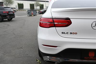 2018 Mercedes-Benz GLC GLC 300 4MATIC   - Photo 9 - Norwalk, CA 90650-2241