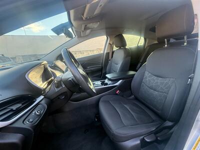 2017 Chevrolet Volt LT   - Photo 19 - Norwalk, CA 90650-2241