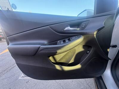 2017 Chevrolet Volt LT   - Photo 16 - Norwalk, CA 90650-2241