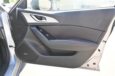 2017 Mazda Mazda3 Touring   - Photo 53 - Norwalk, CA 90650-2241