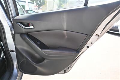 2017 Mazda Mazda3 Touring   - Photo 47 - Norwalk, CA 90650-2241