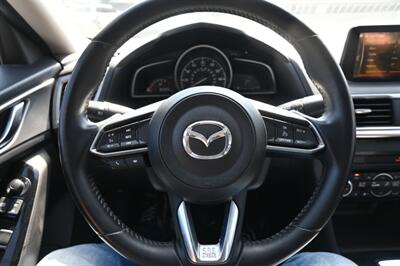 2017 Mazda Mazda3 Touring   - Photo 27 - Norwalk, CA 90650-2241
