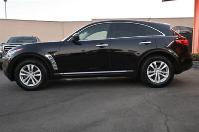 2017 INFINITI QX70   - Photo 7 - Norwalk, CA 90650-2241
