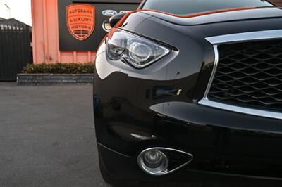 2017 INFINITI QX70   - Photo 3 - Norwalk, CA 90650-2241
