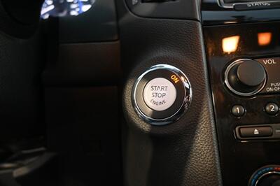 2017 INFINITI QX70   - Photo 39 - Norwalk, CA 90650-2241