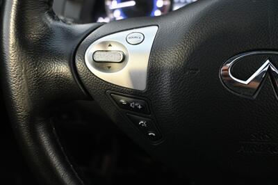 2017 INFINITI QX70   - Photo 30 - Norwalk, CA 90650-2241