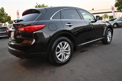 2017 INFINITI QX70   - Photo 12 - Norwalk, CA 90650-2241