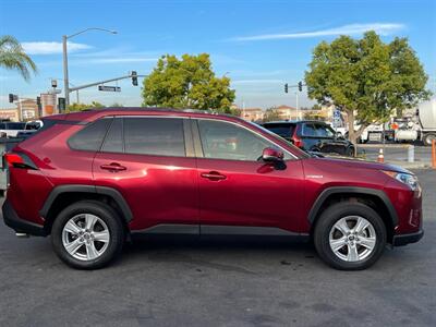 2021 Toyota RAV4 Hybrid XLE   - Photo 19 - Norwalk, CA 90650-2241