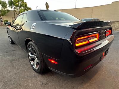 2019 Dodge Challenger R/T   - Photo 11 - Norwalk, CA 90650-2241