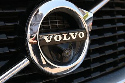 2016 Volvo XC90 T8 eAWD R-Design   - Photo 5 - Norwalk, CA 90650-2241