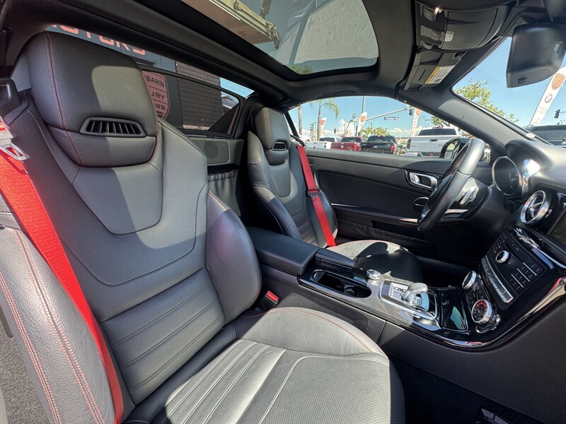 2017 Mercedes-Benz SLC SLC 300 - Photo 39 - Norwalk, CA 90650-2241