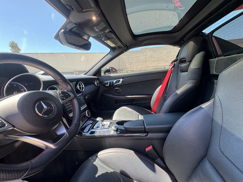 2017 Mercedes-Benz SLC SLC 300 - Photo 31 - Norwalk, CA 90650-2241
