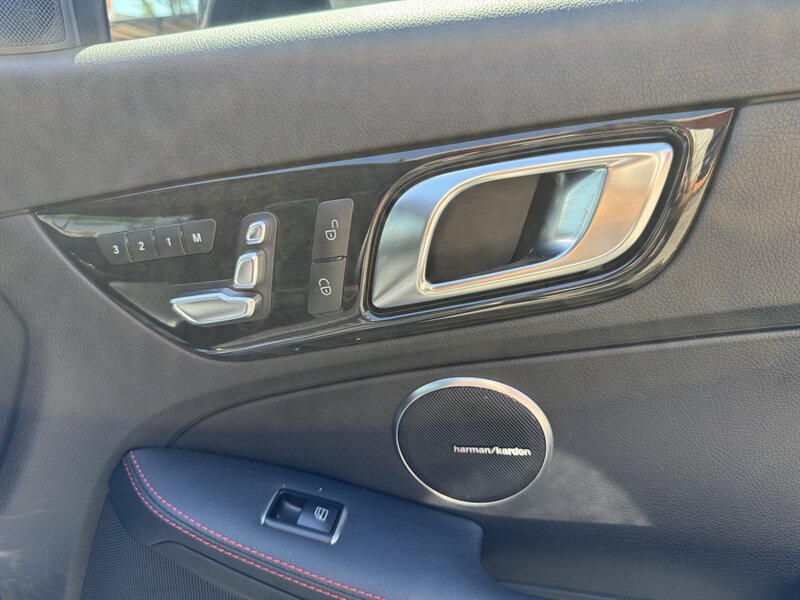 2017 Mercedes-Benz SLC SLC 300 - Photo 34 - Norwalk, CA 90650-2241