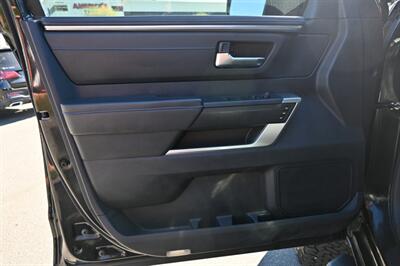 2022 Toyota Tundra Platinum   - Photo 16 - Norwalk, CA 90650-2241