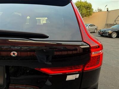 2021 Volvo XC60 Recharge T8 R-Design   - Photo 12 - Norwalk, CA 90650-2241