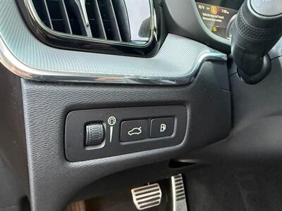 2021 Volvo XC60 Recharge T8 R-Design   - Photo 23 - Norwalk, CA 90650-2241