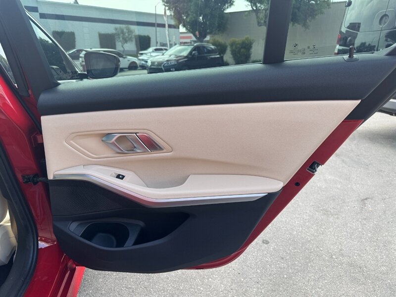 2019 BMW 3 Series 330i - Photo 37 - Norwalk, CA 90650-2241