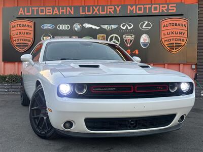 2015 Dodge Challenger R/T Plus   - Photo 1 - Norwalk, CA 90650-2241