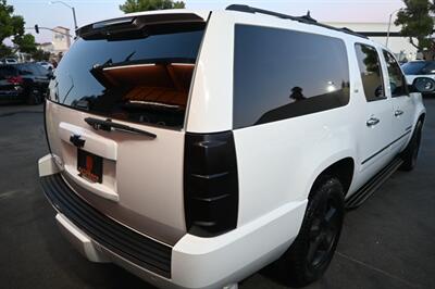 2014 Chevrolet Suburban LTZ   - Photo 15 - Norwalk, CA 90650-2241
